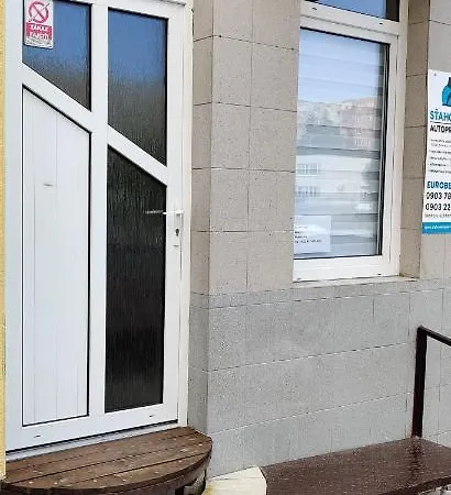 1 Hradna 9 Apartment *