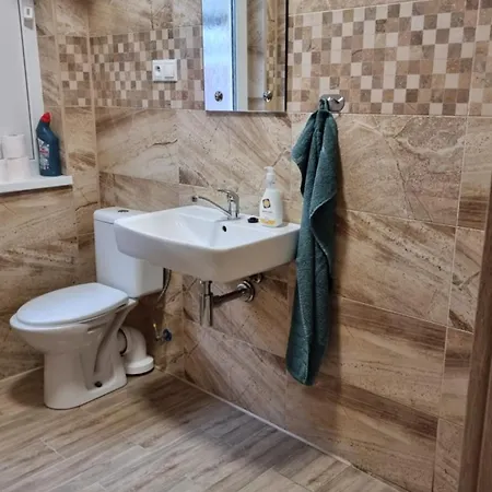 Hradná 9 * Nové Zámky