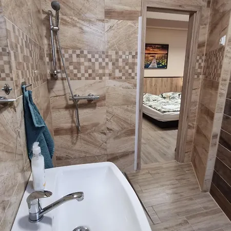 Apartmán Hradná 9 *