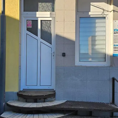 1 Hradna 9 Apartman *