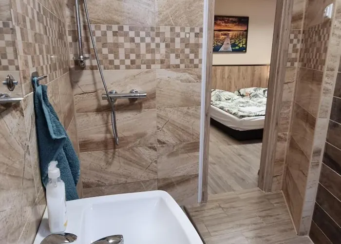 Apartman 1 Hradna 9 *